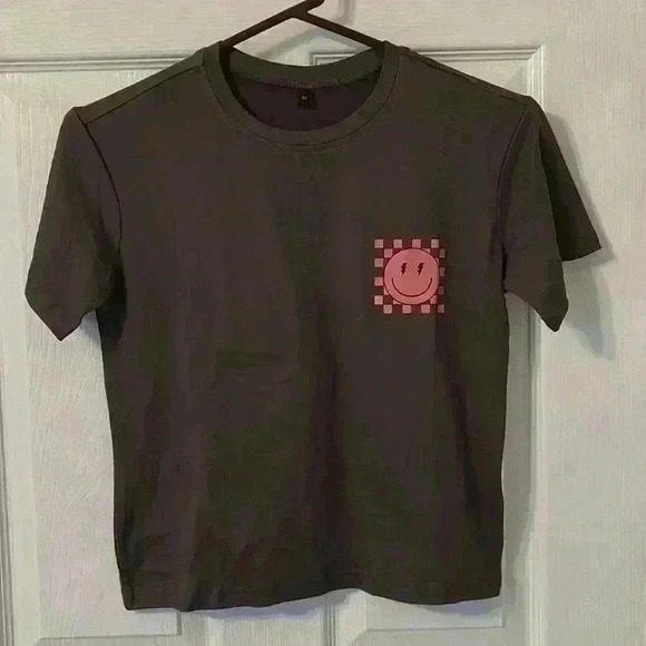 Gray smiley face t shirt - Picture 3 of 4